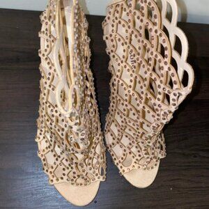 Women shoes high heels